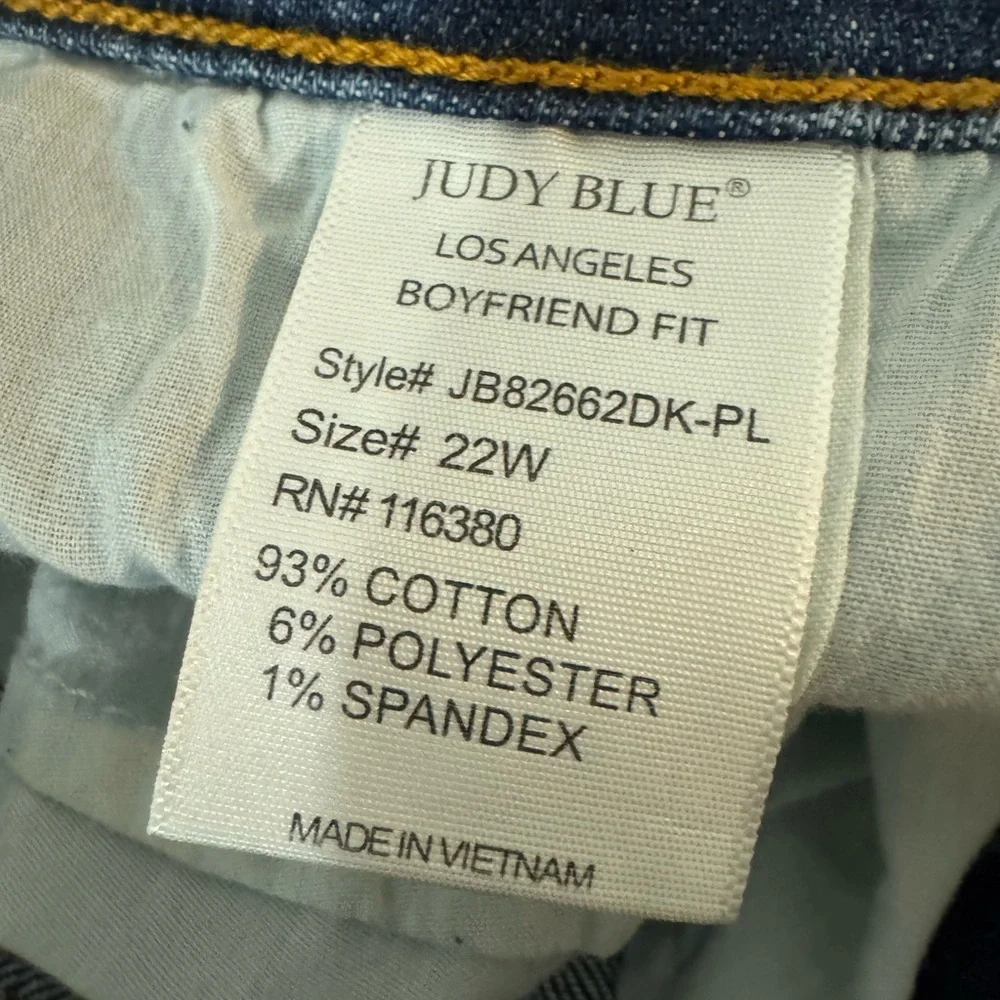 Judy Blue Mid-Rise Boyfriend Crop Cuffed Jeans Dark Wash Size 22W NEW Stretch - Picture 10 of 11